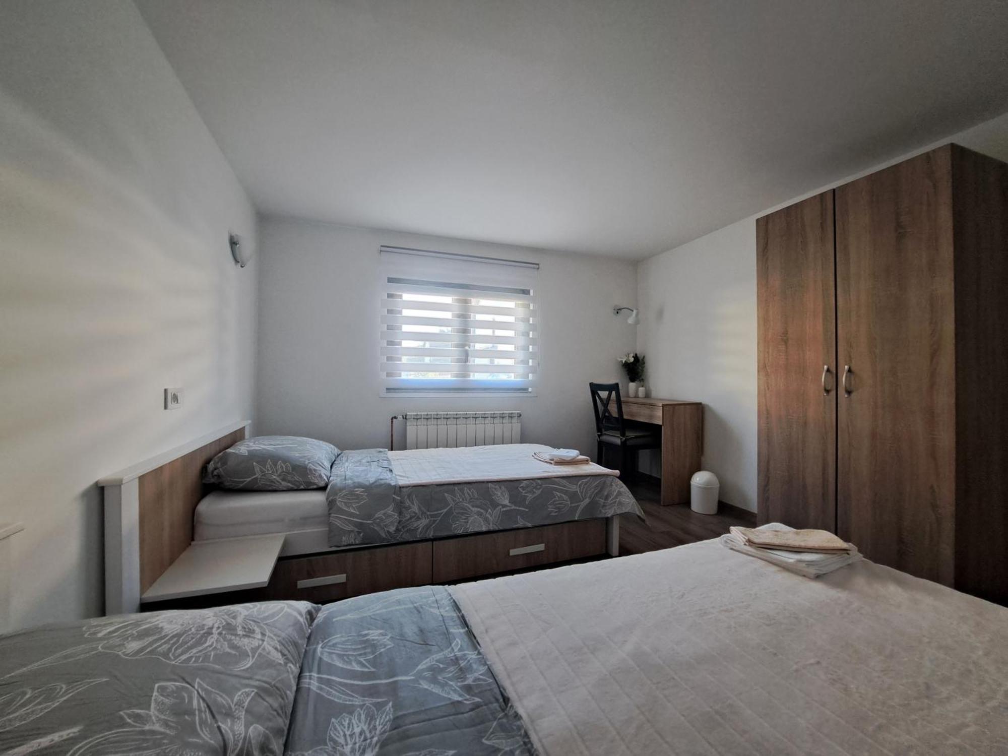 Apartman Luma Gospić Екстериор снимка